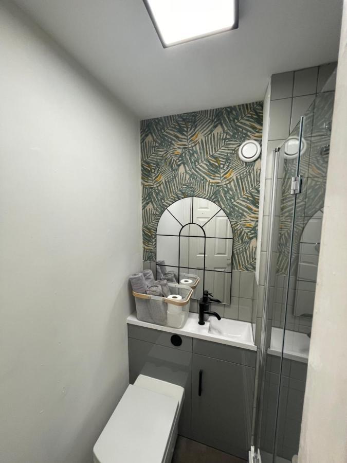 The Wee Studio Flat Paisley Eksteriør billede